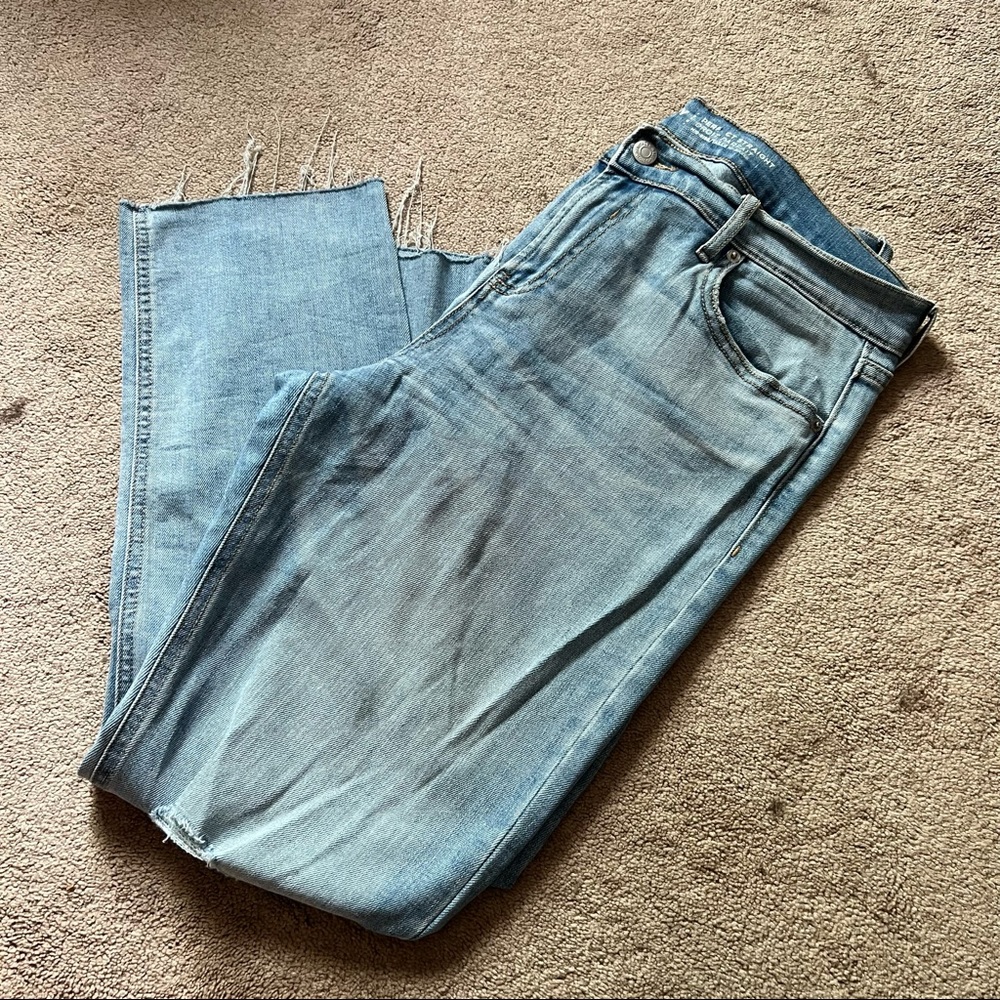 OLD NAVY PERFECT CUT STRAIGHT LIGHT JEANS SIZE 10